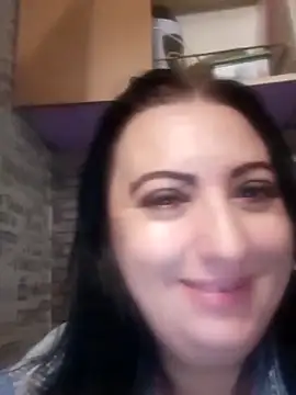 Snapshot of Veronica-Celie chatting on 10/25/25, 08:36 Veronica-Celie online show from 10/25/25, 08:36