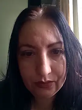 Snapshot of Veronica-Celie chatting on 10/26/25, 12:44 Veronica-Celie online show from 10/26/25, 12:44