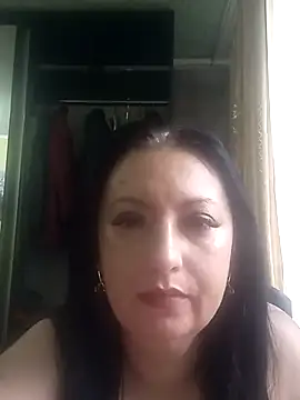 Snapshot of Veronica-Celie chatting on 11/12/25, 06:25 Veronica-Celie online show from 11/12/25, 06:25
