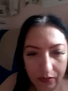 Snapshot of Veronica-Celie chatting on 11/29/25, 11:24 Veronica-Celie online show from 11/29/25, 11:24