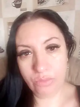 Snapshot of Veronica-Celie chatting on 12/15/25, 07:23 Veronica-Celie online show from 12/15/25, 07:23