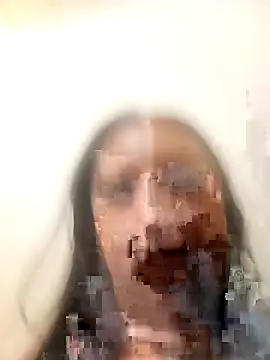 Snapshot of Veronica-Celie chatting on 05/05/26, 07:22 Veronica-Celie online show from 05/05/26, 07:22