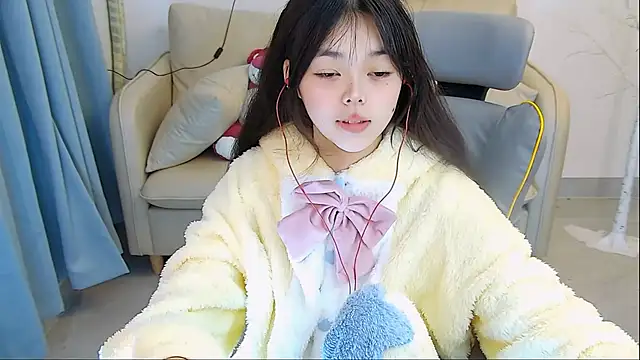 mango-a online show from 12/22/24, 12:27