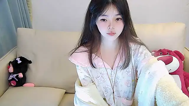 mango-a online show from 01/17/25, 01:24