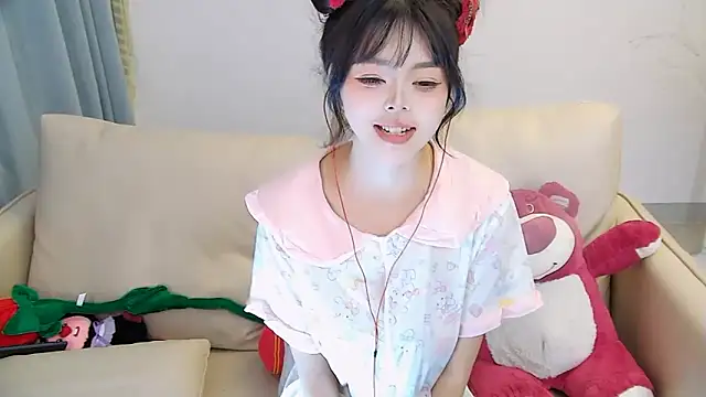 mango-a online show from 01/22/25, 12:17