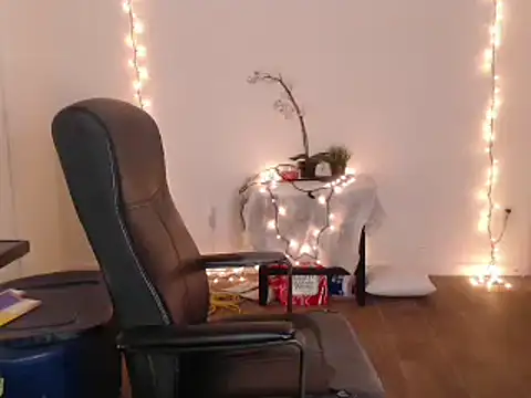Snapshot of AlyssiaAmoreXO chatting on 01/03/25, 02:32 AlyssiaAmoreXO online show from 01/03/25, 02:32