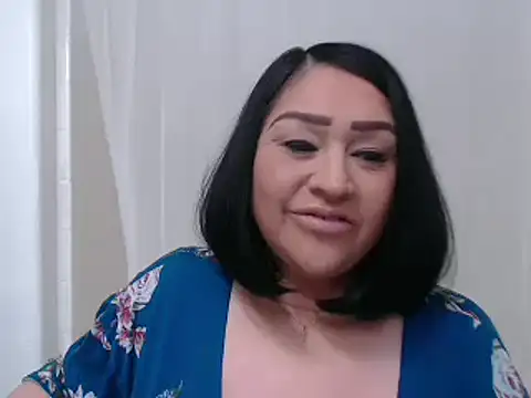 Snapshot of AlyssiaAmoreXO chatting on 01/21/25, 10:30 AlyssiaAmoreXO online show from 01/21/25, 10:30