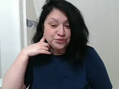 Snapshot of AlyssiaAmoreXO chatting on 02/08/25, 04:14 AlyssiaAmoreXO online show from 02/08/25, 04:14