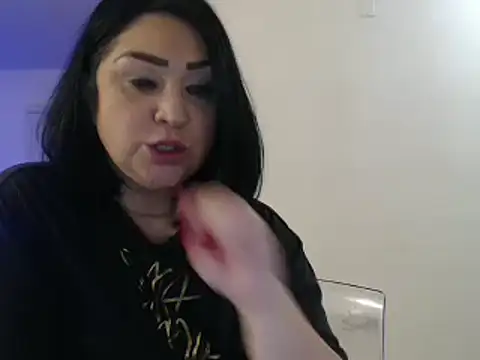 Snapshot of AlyssiaAmoreXO chatting on 02/15/25, 03:31 AlyssiaAmoreXO online show from 02/15/25, 03:31