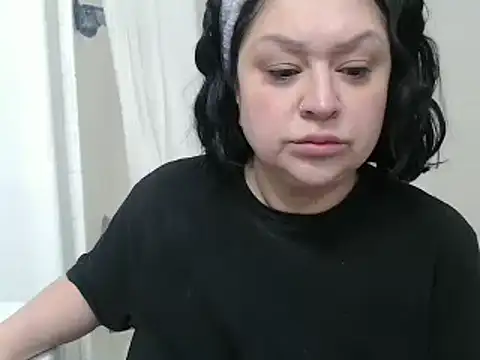 Snapshot of AlyssiaAmoreXO chatting on 02/18/25, 01:11 AlyssiaAmoreXO online show from 02/18/25, 01:11