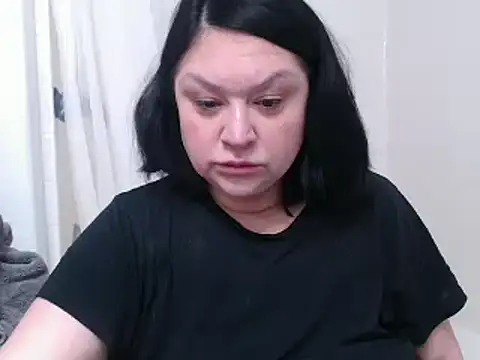 Snapshot of AlyssiaAmoreXO chatting on 02/19/25, 01:28 AlyssiaAmoreXO online show from 02/19/25, 01:28