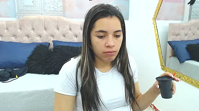 Leah Means  online show from 12/28/24, 12:56