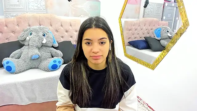 Leah Means  online show from 02/16/25, 01:27