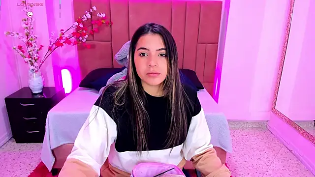 Leah Means  online show from 02/22/25, 01:24