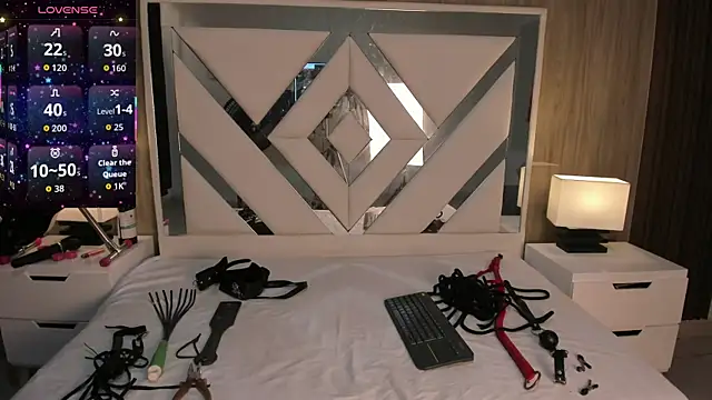 Snapshot of ValentinaThomas chatting on 09/13/25, 07:24 ValentinaThomas online show from 09/13/25, 07:24