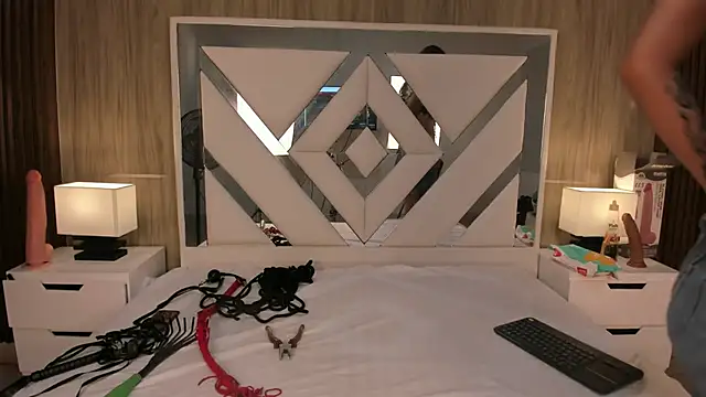 Snapshot of ValentinaThomas chatting on 10/04/25, 07:12 ValentinaThomas online show from 10/04/25, 07:12