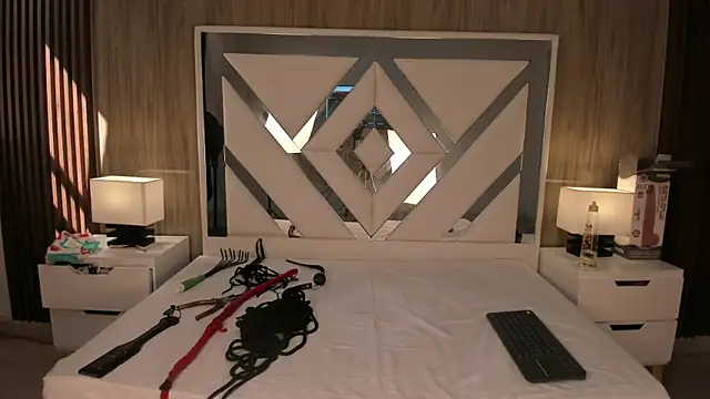 Snapshot of ValentinaThomas chatting on 10/05/25, 07:23 ValentinaThomas online show from 10/05/25, 07:23