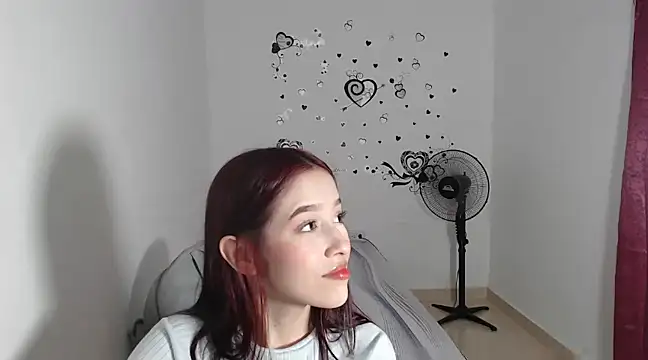 Snapshot of baby_violetta chatting on 03/14/25, 01:48 baby violetta online show from 03/14/25, 01:48