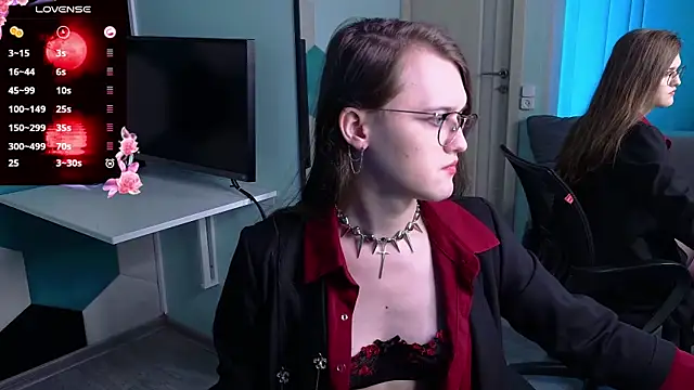 Snapshot of YukoFanee chatting on 12/16/25, 08:14 YukoFanee online show from 12/16/25, 08:14