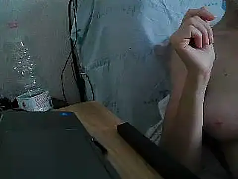 VeneRed online show from 07/28/26, 12:34