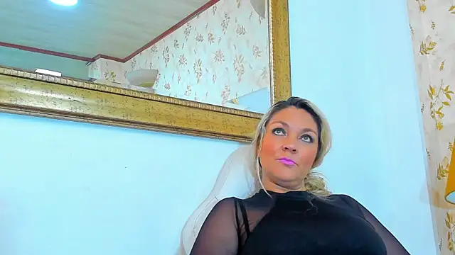 MalorySweet online show from 09/18/25, 11:56