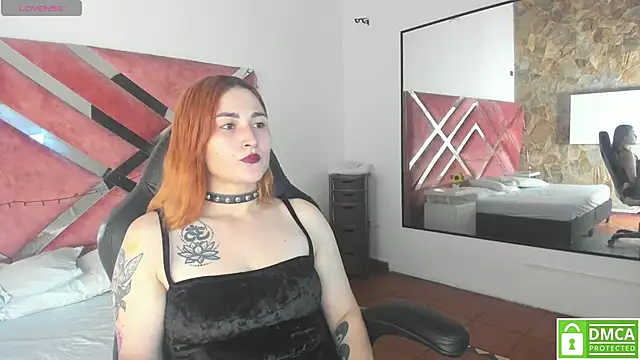 Snapshot of madame_ibby chatting on 01/16/25, 07:52 madame ibby online show from 01/16/25, 07:52
