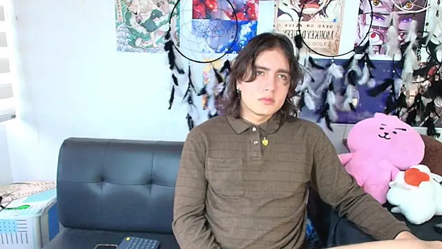 Snapshot of lukashollow_ chatting on 10/04/25, 03:43 lukashollow  online show from 10/04/25, 03:43