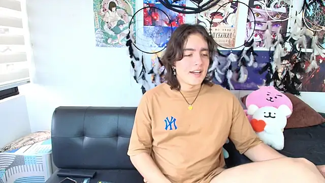 Snapshot of lukashollow_ chatting on 10/06/25, 05:32 lukashollow  online show from 10/06/25, 05:32