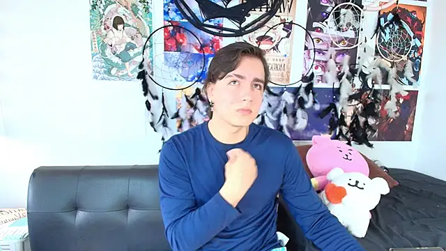 Snapshot of lukashollow_ chatting on 10/12/25, 06:18 lukashollow  online show from 10/12/25, 06:18