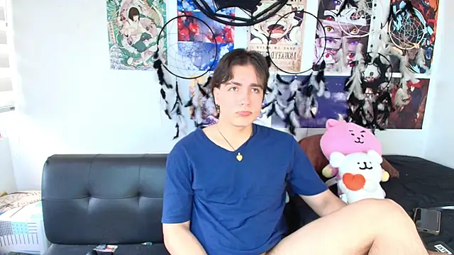 Snapshot of lukashollow_ chatting on 10/15/25, 06:19 lukashollow  online show from 10/15/25, 06:19