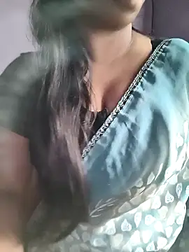 Cute payal0 online show from 12/21/25, 05:58
