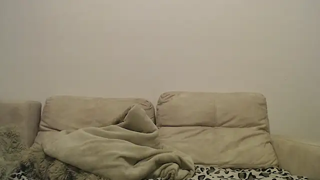 TiffanyPeretz online show from 06/05/26, 07:08