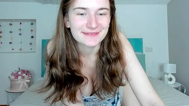 L1ittle kitty  online show from 09/20/25, 05:08