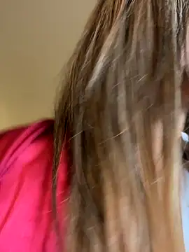 Snapshot of Alisha-Bond chatting on 10/31/25, 07:15 Alisha-Bond online show from 10/31/25, 07:15