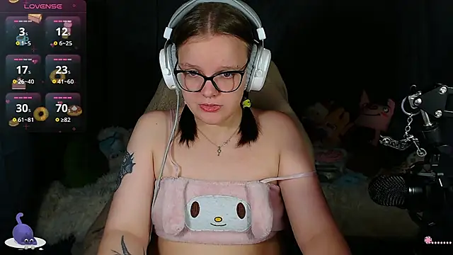 Snapshot of DivaMarisa chatting on 09/24/25, 11:02 DivaMarisa online show from 09/24/25, 11:02