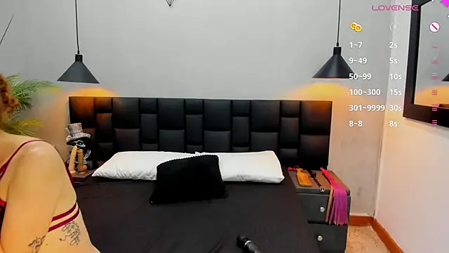 Sccarlett Johnnson online show from 09/14/25, 04:28