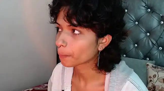 Snapshot of ToshiaKimich chatting on 03/20/25, 12:22 ToshiaKimich online show from 03/20/25, 12:22