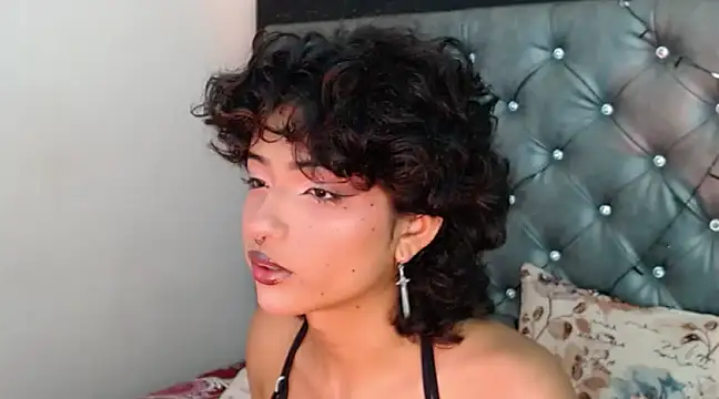 Snapshot of ToshiaKimich chatting on 03/20/25, 03:25 ToshiaKimich online show from 03/20/25, 03:25