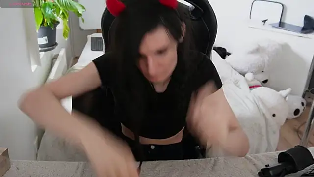 CeriseLapine online show from 02/01/25, 10:05
