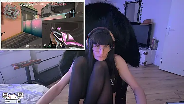 CeriseLapine online show from 10/25/25, 10:59