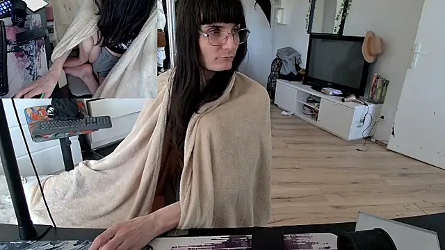 CeriseLapine online show from 11/27/25, 07:54