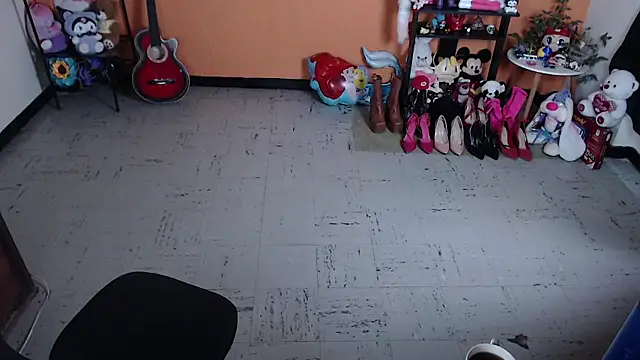 MissMiia2 online show from 12/20/24, 01:43