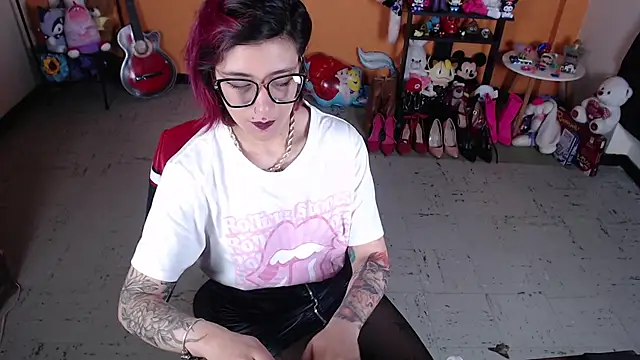 MissMiia2 online show from 01/07/25, 02:30