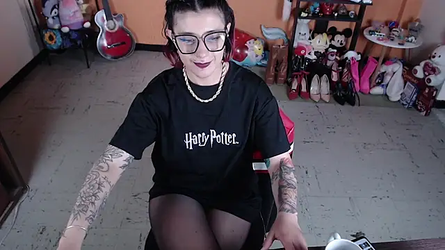 MissMiia2 online show from 01/09/25, 06:04