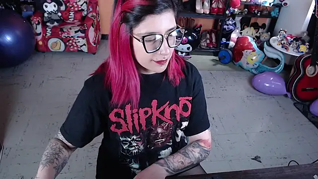 MissMiia2 online show from 10/06/25, 02:14