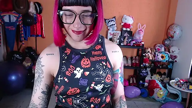 MissMiia2 online show from 10/20/25, 04:40