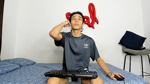 evanscollins online show from 11/27/25, 01:40