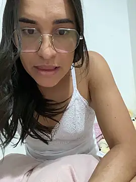 cleolimahot3 online show from 01/04/25, 01:21