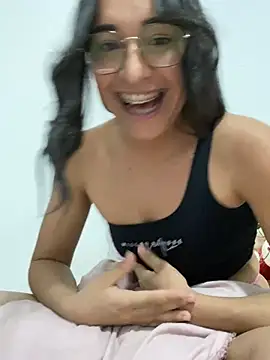 cleolimahot3 online show from 01/05/25, 07:17