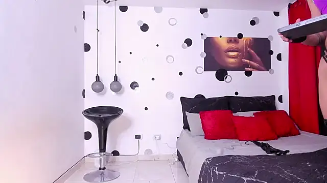 Snapshot of walton_victoria chatting on 01/04/25, 02:25 walton victoria online show from 01/04/25, 02:25